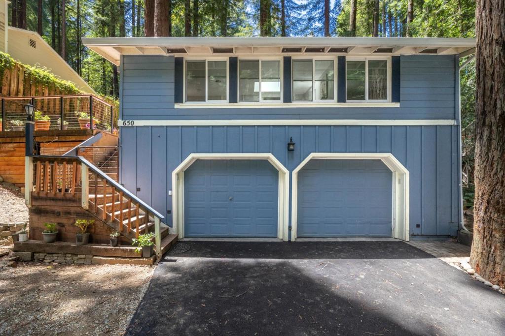 650 Lakeview Drive