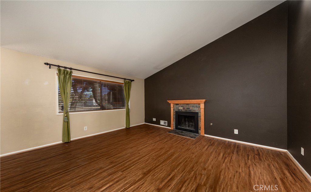 1965 Coulston St. 19