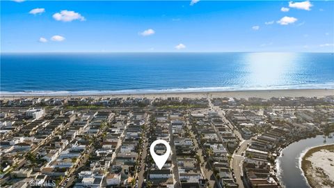 Photo of 315 Lugonia Street, Newport Beach, CA 92663 (MLS # NP26048259)