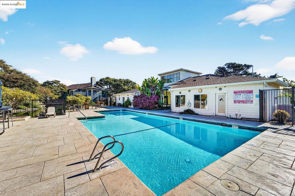 MARINA BAY - Residential