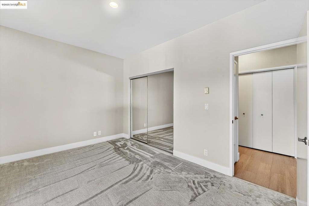 MARINA BAY - Residential