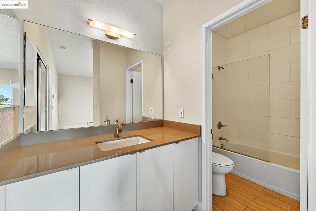 MARINA BAY - Residential