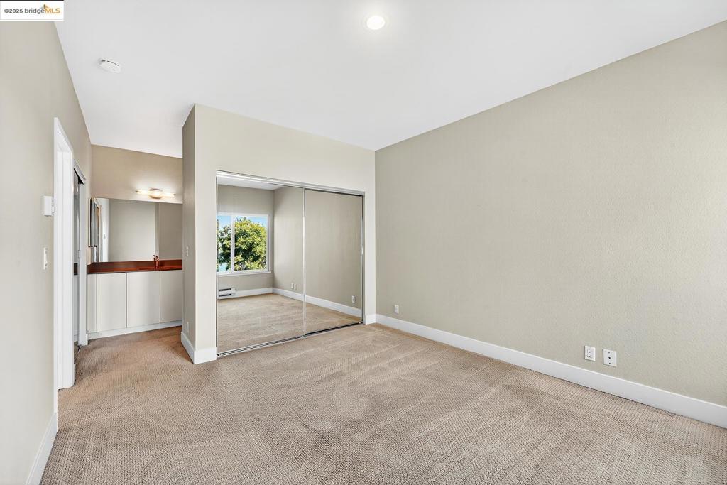 MARINA BAY - Residential