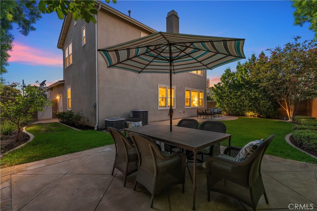 3320 Laviana, Tustin CA 92782 - Photo 18