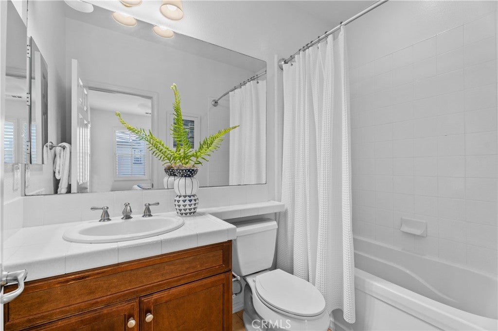 3320 Laviana, Tustin CA 92782 - Photo 32
