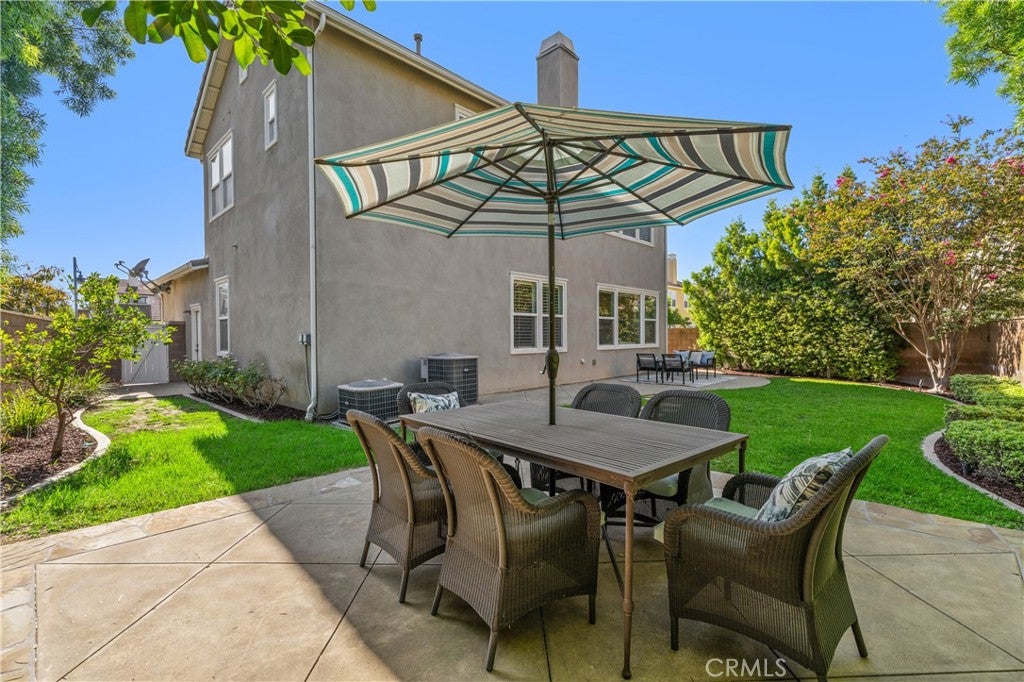 3320 Laviana, Tustin CA 92782 - Photo 17
