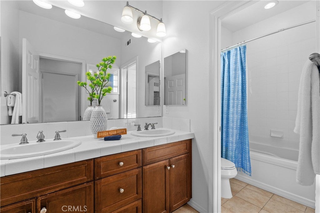 3320 Laviana, Tustin CA 92782 - Photo 39