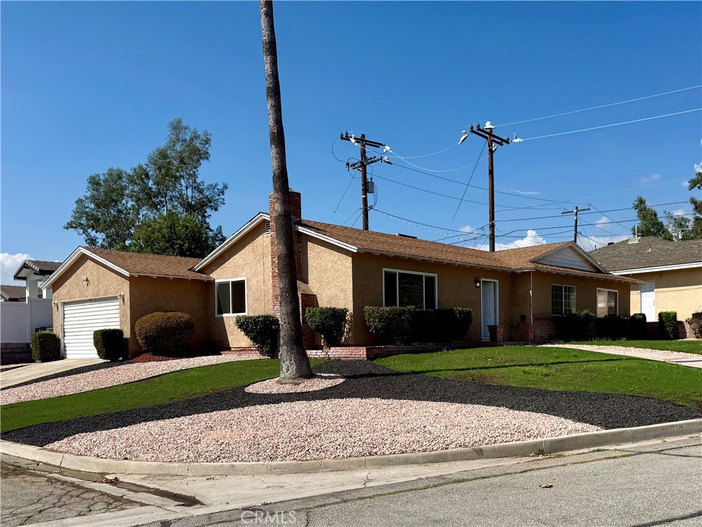 Beautifully Renovated Home in North San Bernardino!
Note: You need to submit an application in Zillow to be able to set an appointment to show the property.
Welcome to a stunning, fully renovated home nestled in a "desirable" North San Bernardino neighborhood. This residence features 3 spacious bedrooms, 2 modern bathrooms.
Step inside to discover a brand-new kitchen with updated cabinetry, countertops, and appliances, perfect for both everyday living and entertaining. The home also has new flooring, fresh interior and exterior paint, and professionally designed landscaping that adds great curb appeal.
An indoor laundry room adds convenience, and the layout offers both comfort and functionality.
With its tasteful upgrades, spacious layout, and excellent location, this home is a must-see!