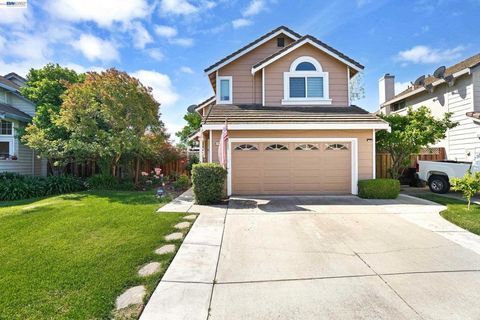 Photo of 5313 Starflower Way, Livermore, CA 94551 (MLS # 41134917)