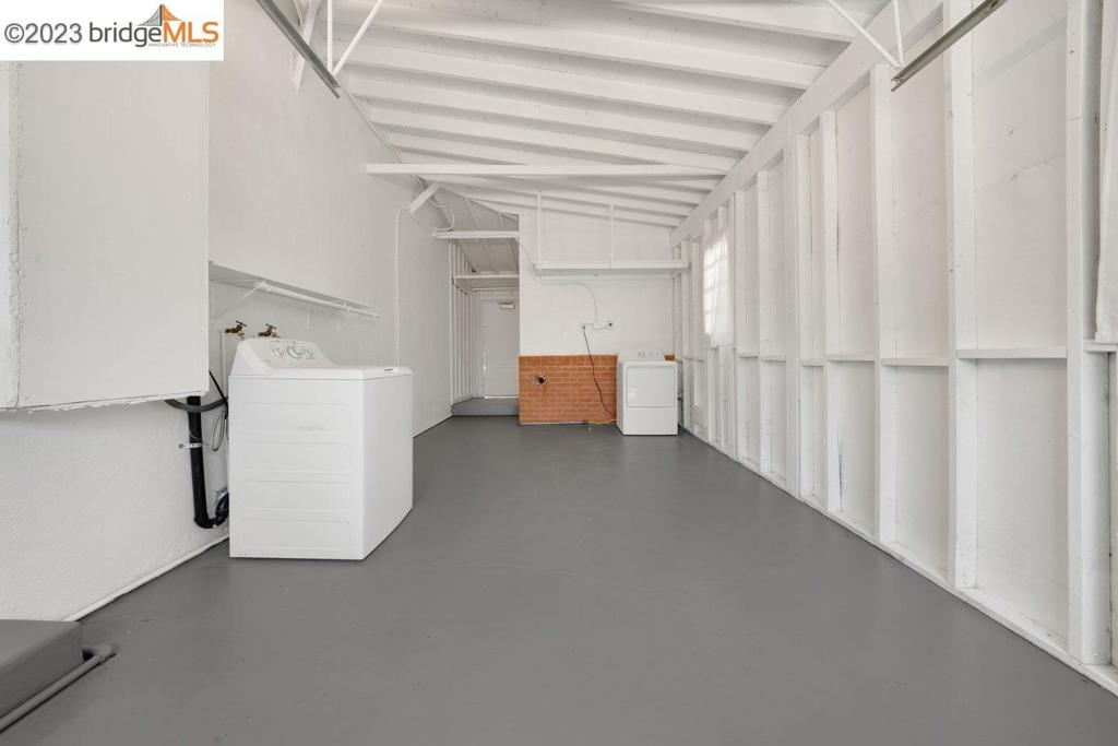 MAY VALLEY - Residential