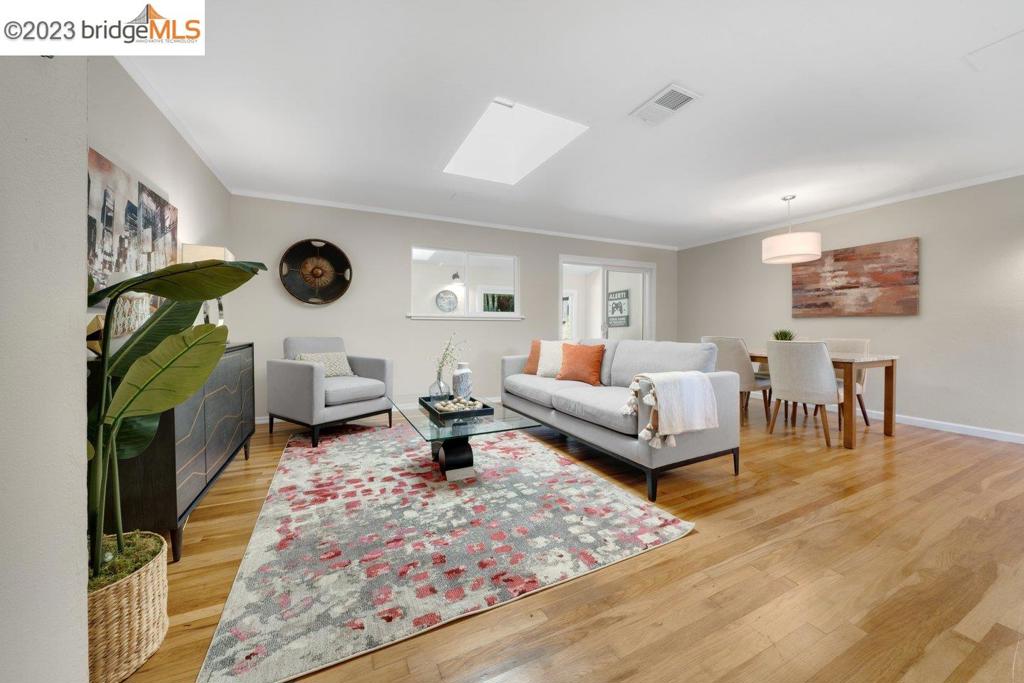 MAY VALLEY - Residential