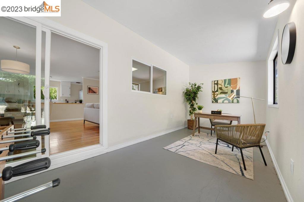 MAY VALLEY - Residential