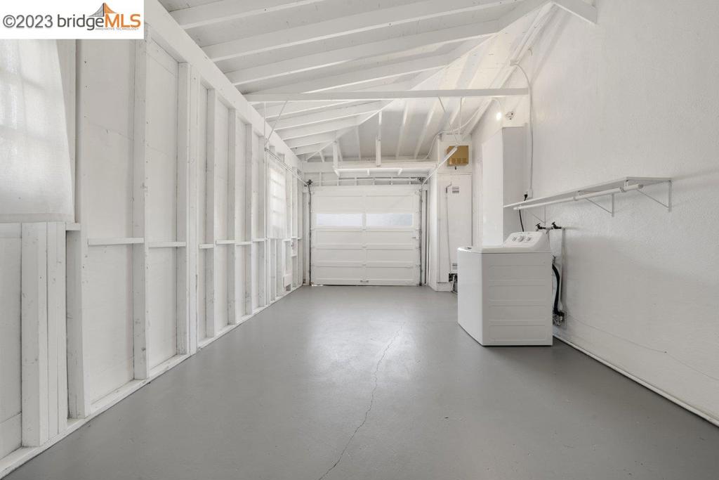 MAY VALLEY - Residential