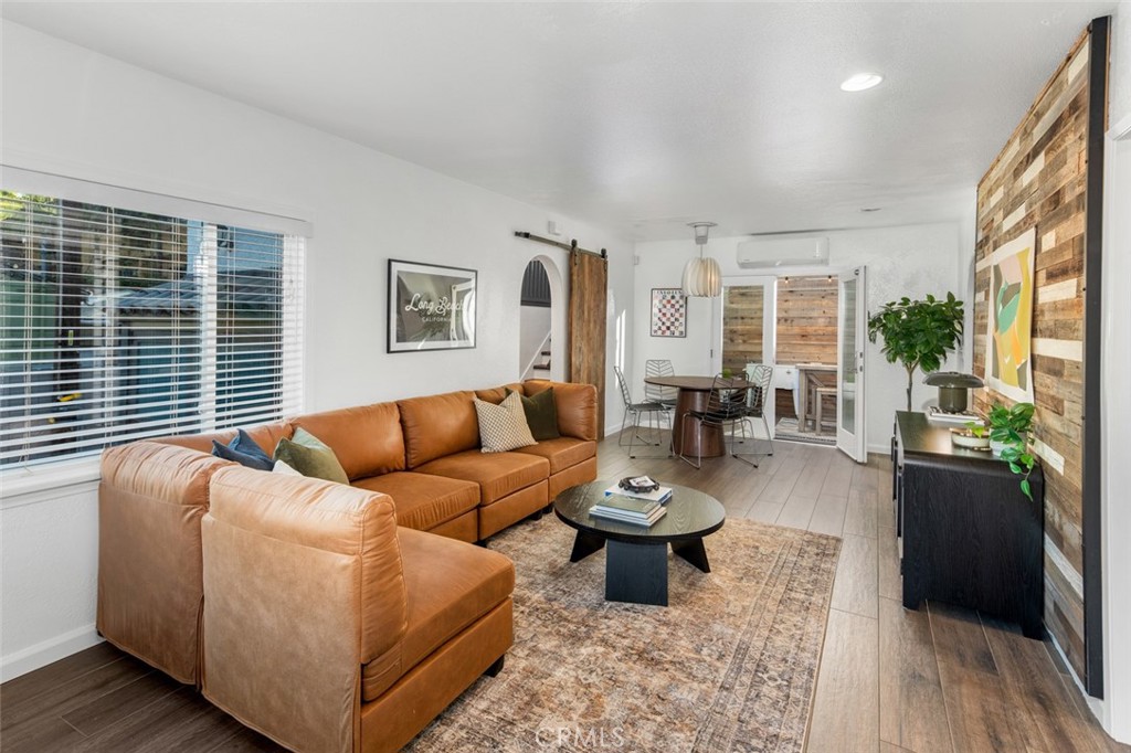 3740 E Mayfield Street