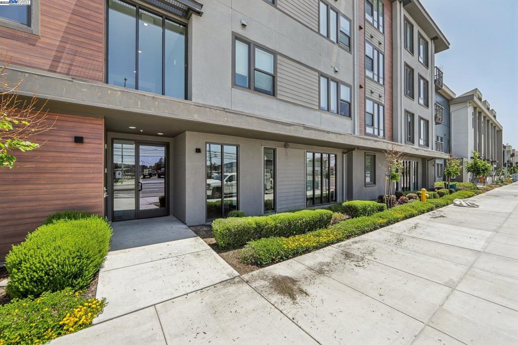 FREMONT - Residential