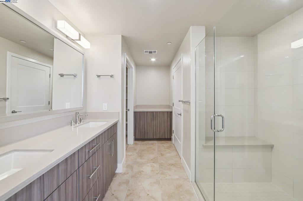 FREMONT - Residential