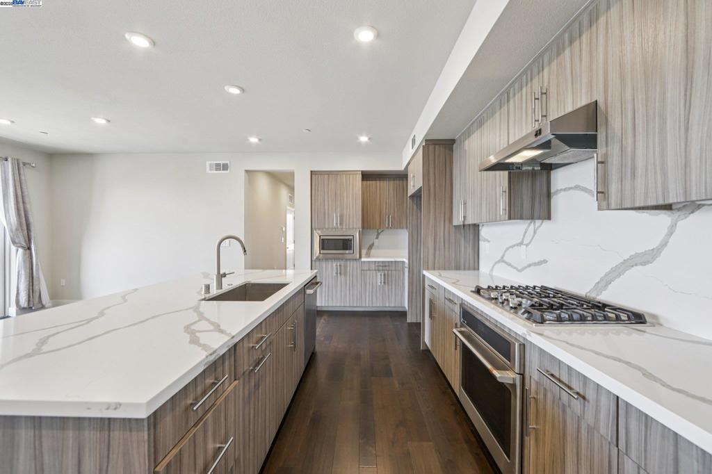 FREMONT - Residential