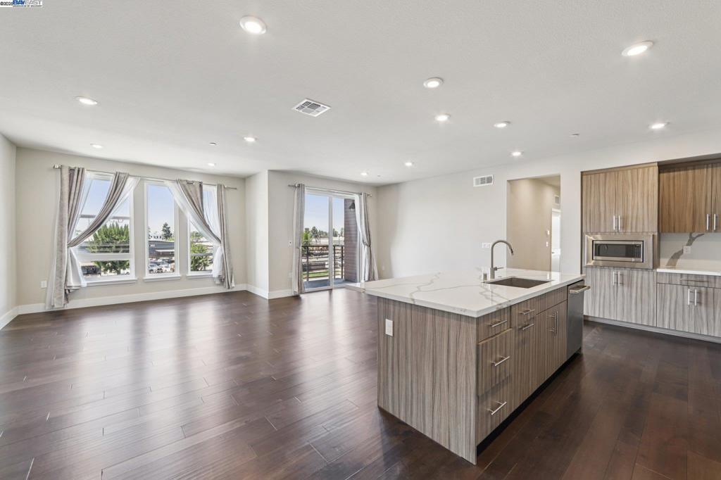 FREMONT - Residential