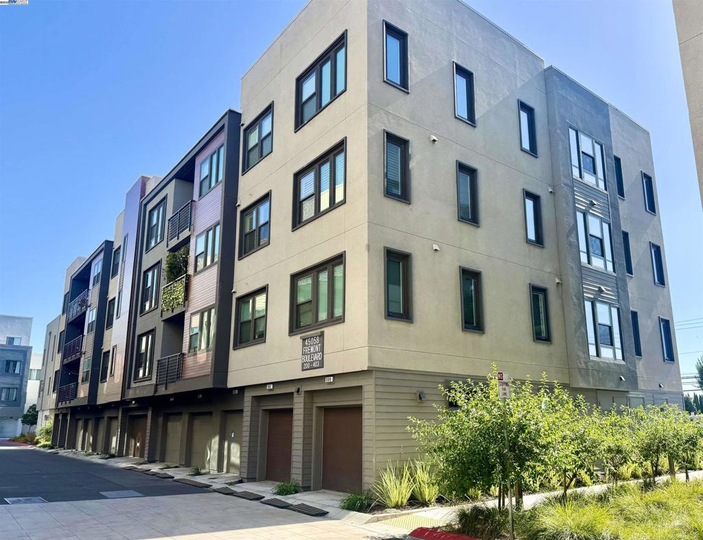 FREMONT - Residential