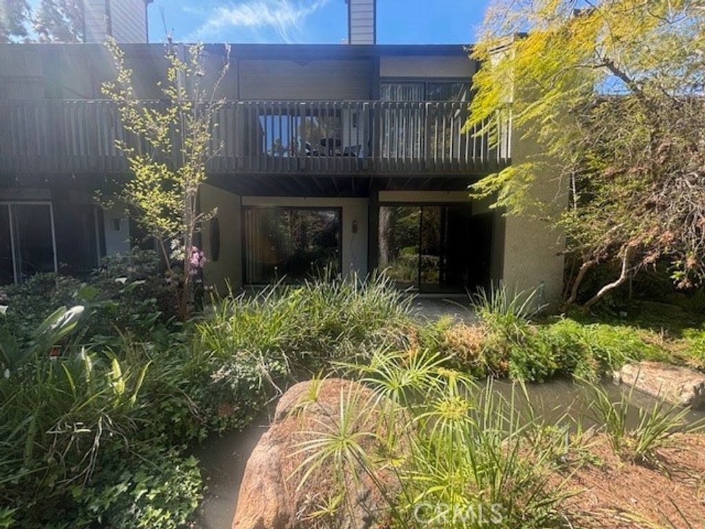 Photo of 2538 W Macarthur, Unit E Blvd, Santa Ana, CA 92704 (MLS # OC26055684)