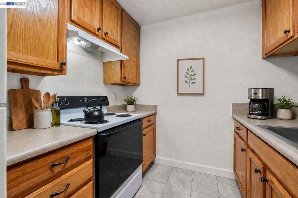 1540 Center Rd 381