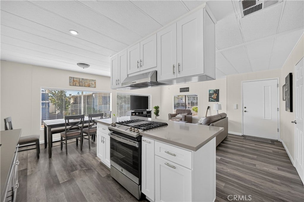 1001 W Lambert Road 150