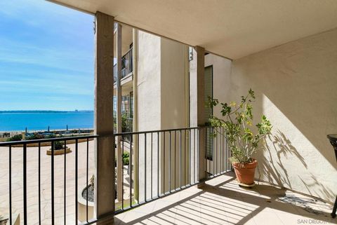 Photo of 1125 Pacific Beach Dr Dr #204, San Diego, CA 92109 (MLS # 260005284SD)