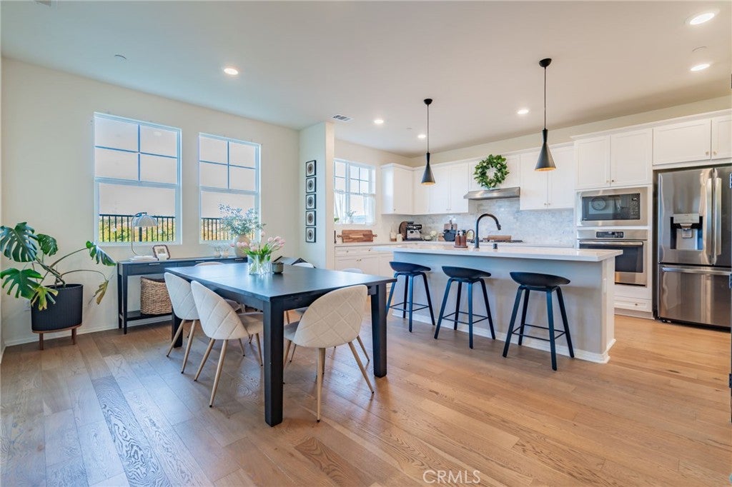 24185 Paseo Del Rancho