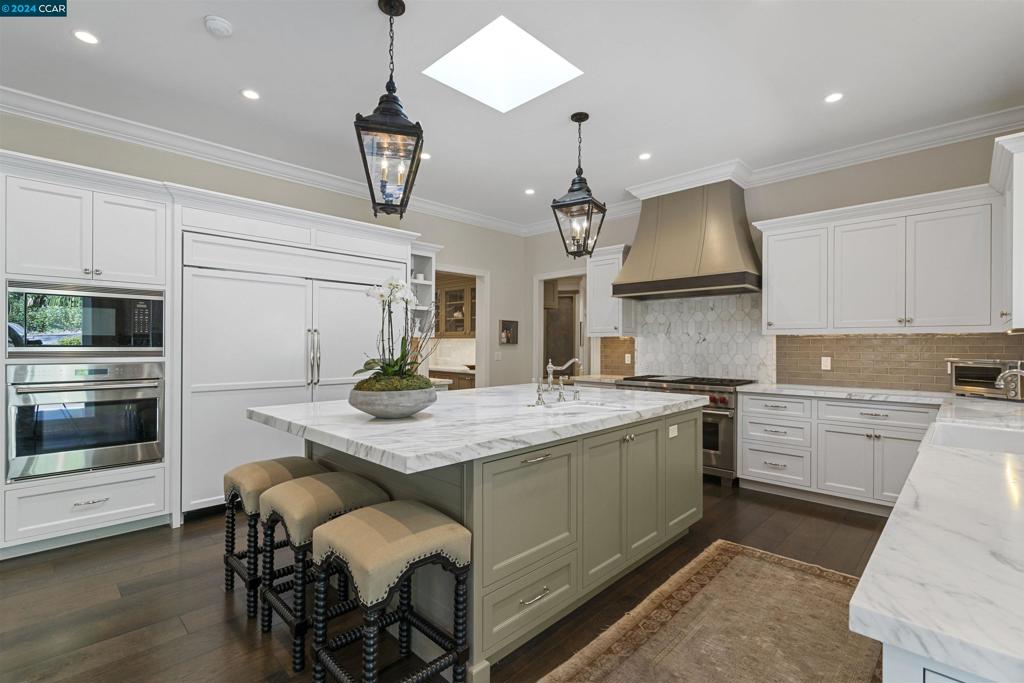 ORINDA C.C. - Residential