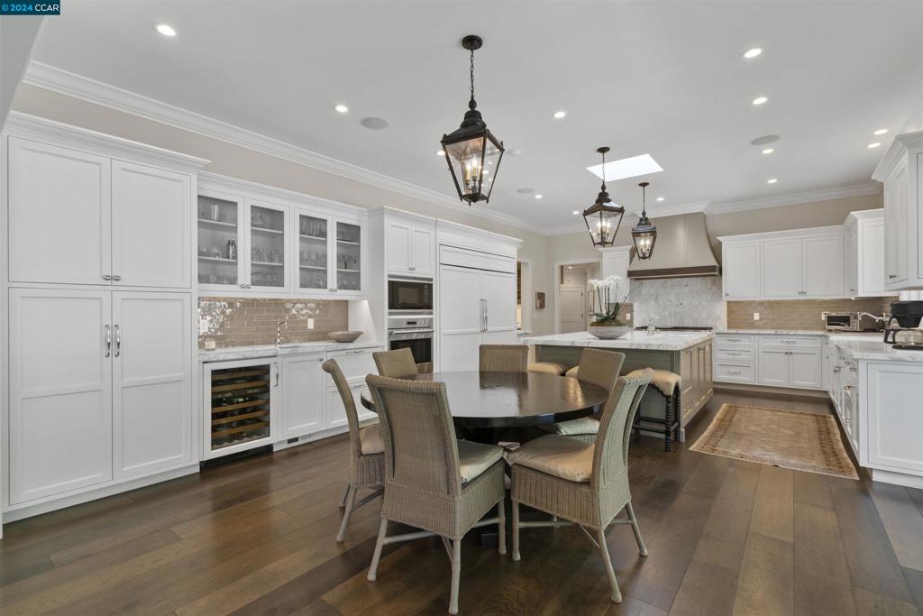 ORINDA C.C. - Residential