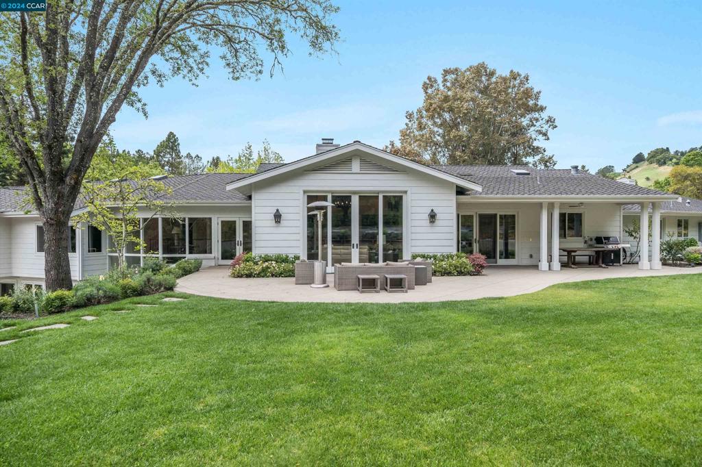 ORINDA C.C. - Residential