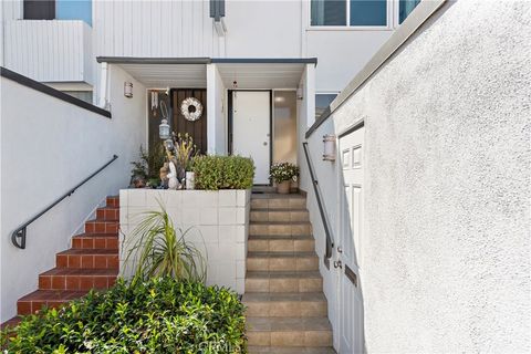 Photo of 456 Orion Way Way, Newport Beach, CA 92663 (MLS # LG26075925)