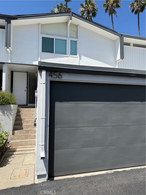 Photo of 456 Orion Way, Newport Beach, CA 92663 (MLS # LG26075925)