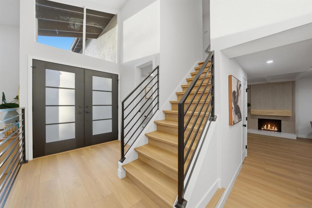 8003 Hillandale