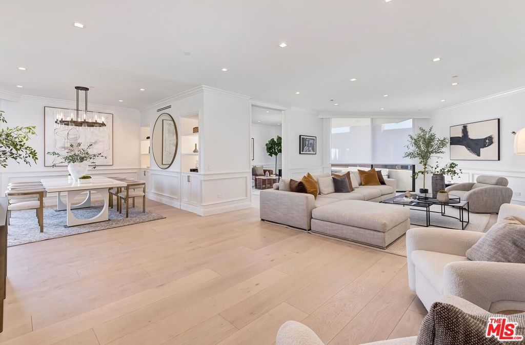 Photo of 300 N Swall Drive #408, Beverly Hills, CA 90211 (MLS # 25622709)