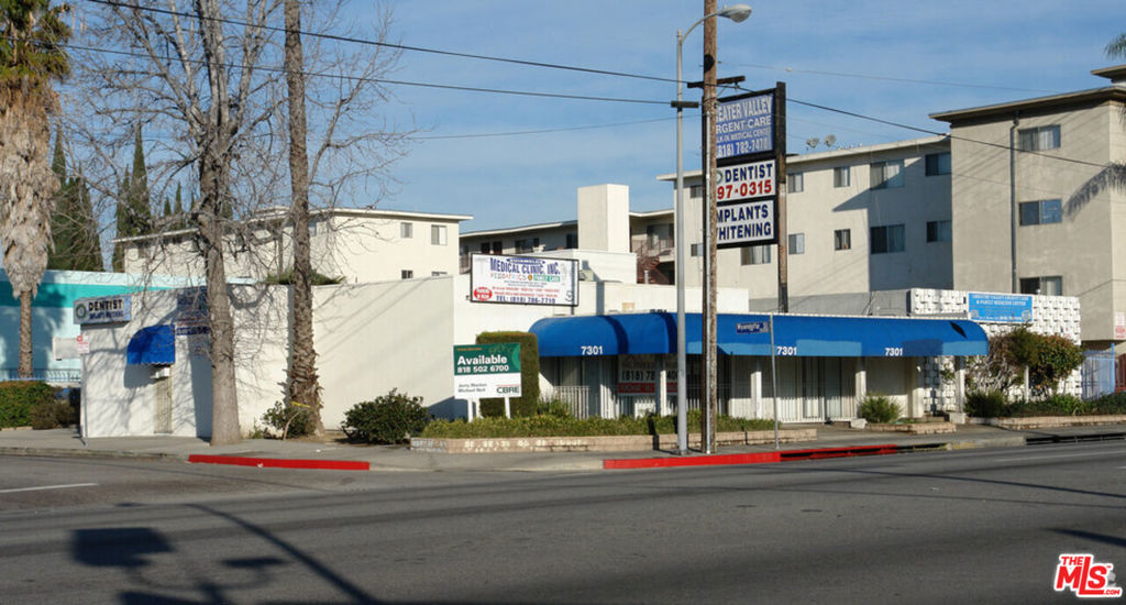 Free standing medical building! Perfect for Owner user! 2126 sq, ft. available immediately! up to 4560 sq ft. Corner lot! Gated Parking! HUGE BUILDING SIGNAGE Stop wasting your money on rent - build equity and wealth for your family instead of throwing your money away on rent EACH MONTH!