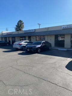 562 W Valley Boulevard