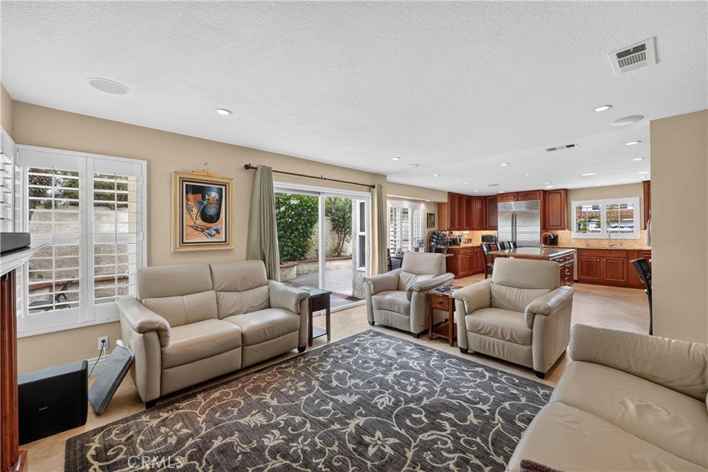 28811 Vista Aliso, Lake Forest CA 92679 - Photo 13