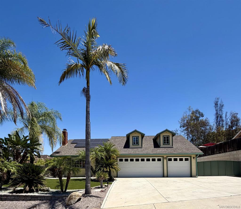 Photo 1 of 32 — 12651 Ridgeton, Lakeside, CA 92040