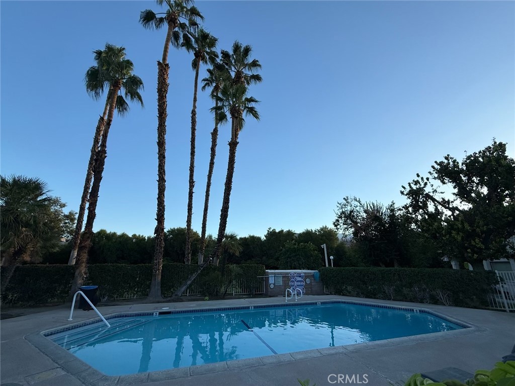 Mountain Shadows (PS) (33468) - Residential Lease