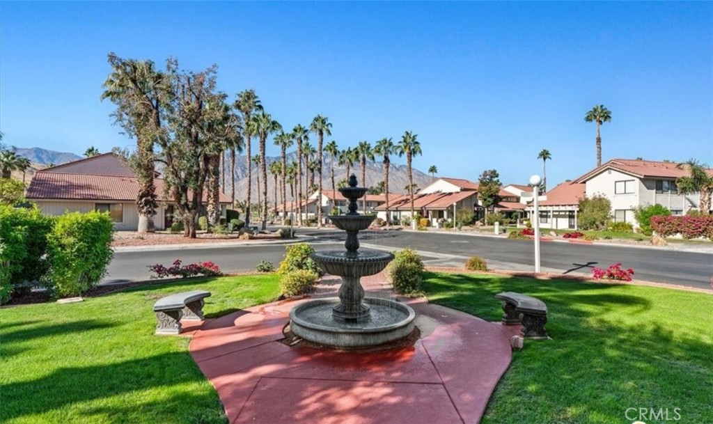 Mountain Shadows (PS) (33468) - Residential Lease