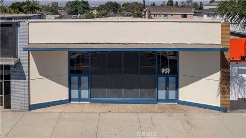 Photo of 951 S LA BREA AVE, Inglewood, CA 90301 (MLS # SB26193109)