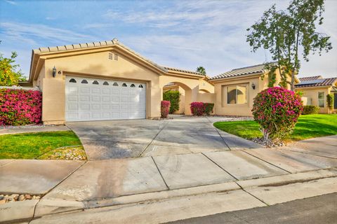 Photo of 6 Queens Court, Rancho Mirage, CA 92270 (MLS # 219143140DA)