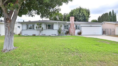 Photo of 10872 Poindexter Ave Ave, Garden Grove, CA 92840 (MLS # OC25221764)
