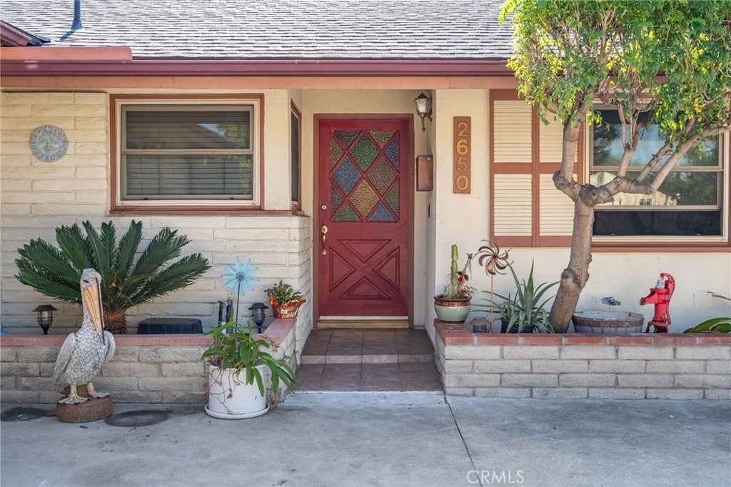 2650 E Sycamore