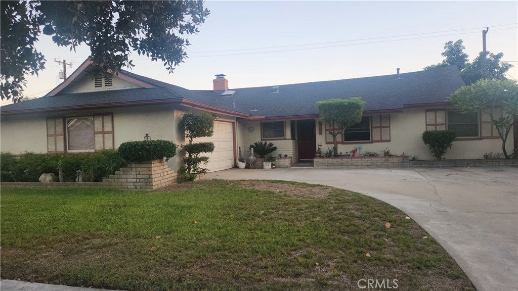 2650 E Sycamore