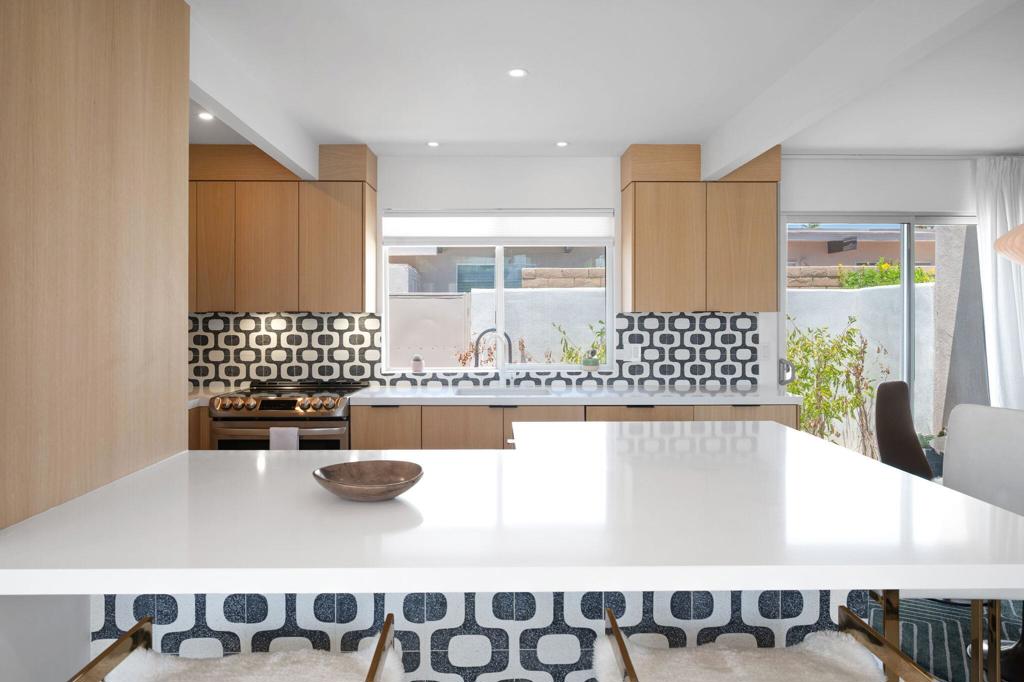 1740 N Via Miraleste