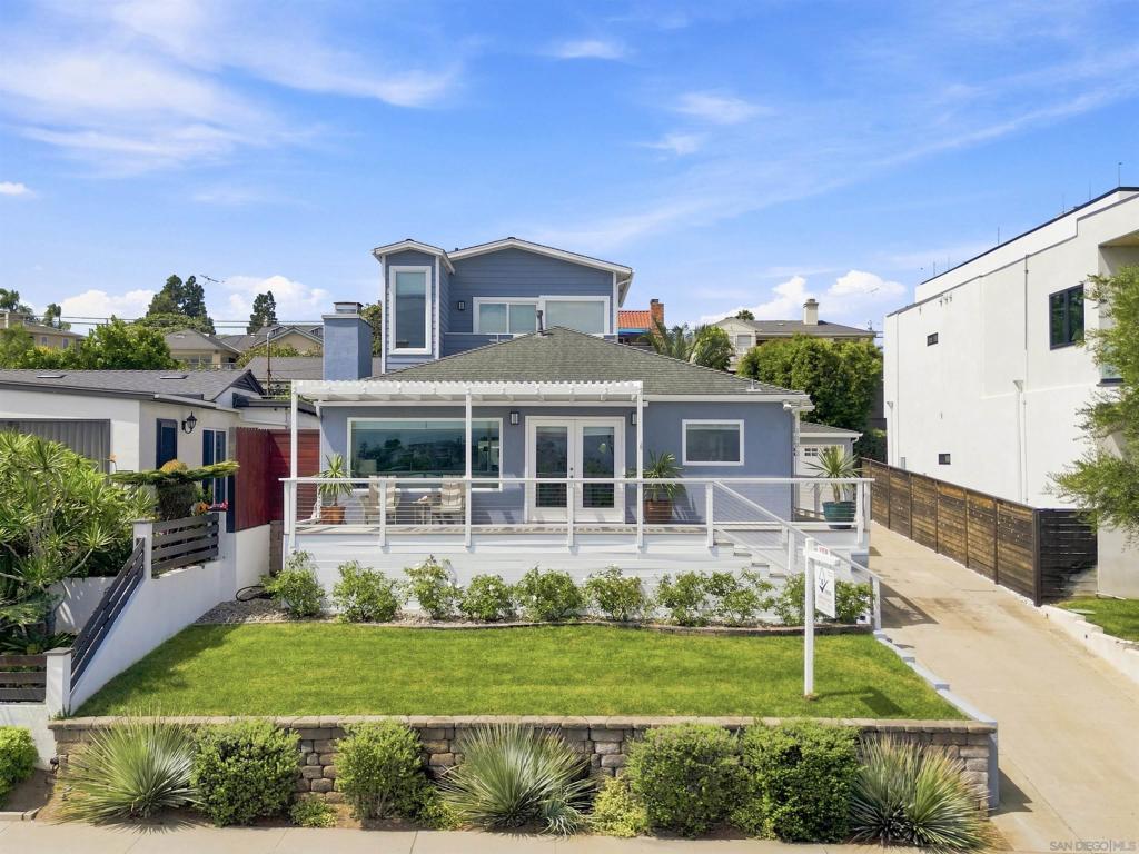 1122 Catalina Blvd Blvd