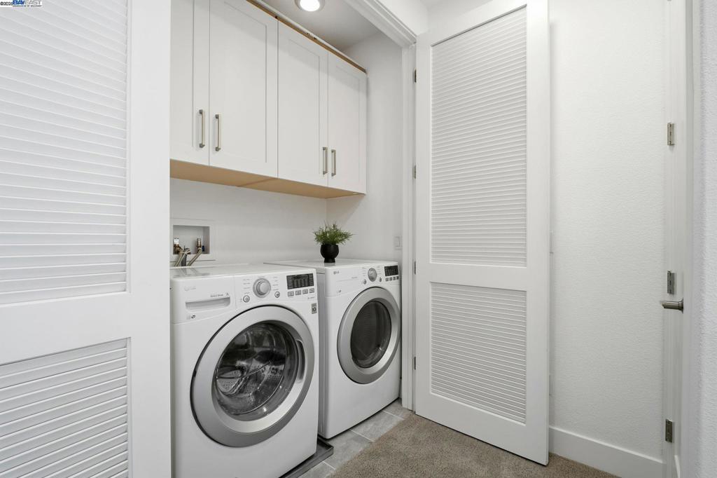 MISSION BLVD - Residential