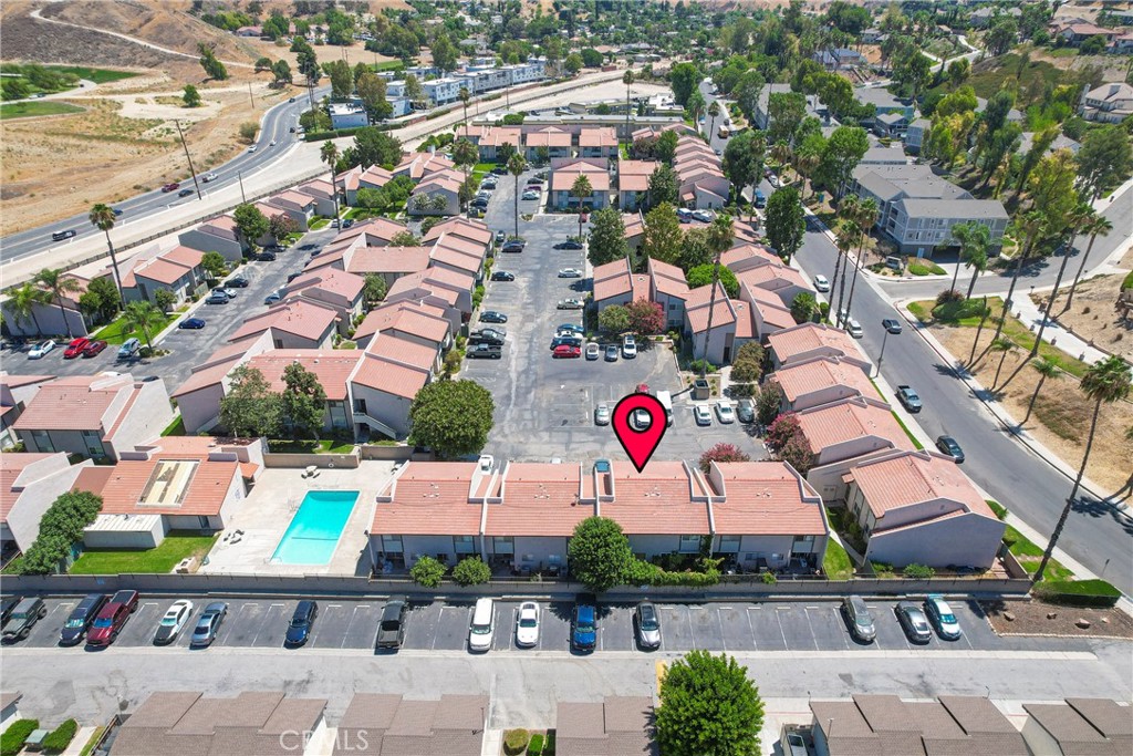 Welcome to Cahuilla! This charming 2-bedroom, 1.5-bath condo offering 1,164 sq. ft. of comfortable living space. This two-level home is designed for convenience, featuring a bright and open living area that flows seamlessly into the dining space and kitchen—perfect for everyday living and entertaining.
Upstairs, you’ll find two generously sized bedrooms, including a primary with ample closet space, and a full bath. A half bath downstairs adds extra convenience for guests.
The community enhances your lifestyle with a refreshing pool and an on-site laundry room, making daily living easy and enjoyable. Ideally located close to shopping centers, dining, parks, and commuter routes, this condo offers the perfect blend of comfort and convenience.
Whether you’re a first-time buyer, downsizing, or looking for an investment opportunity, this home provides a low-maintenance lifestyle at a great value.
Don’t miss your chance to own this inviting condo!